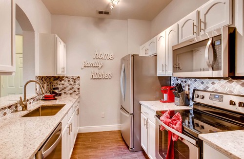 Crestwynd Bay Condo | Experience Disney Fireworks from a Cozy Windsor Hills Condo