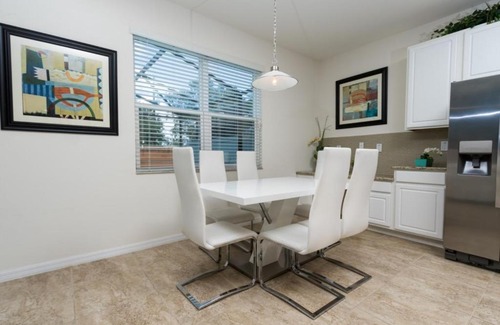 Bellavida House | Family-Friendly Disney Townhouse with Pool & Pet Access