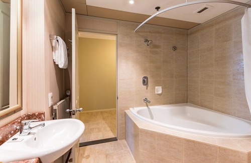 Rotorua Hotel | Experience Distinction Rotorua Hotel & Conference Centre