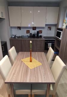 Szekszard Apartment | Top-Rated Diszkrét Szállás for Families with Kids