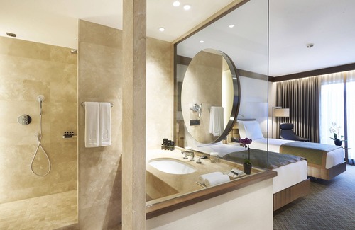 Seyhan Hotel | Elegant Divan Adana: Guest Rated 9.2 with Pool & Spa