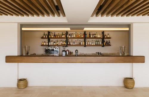 Kanoni Hotel | Discover Divani Corfu Palace: Oceanfront Comfort Awaits