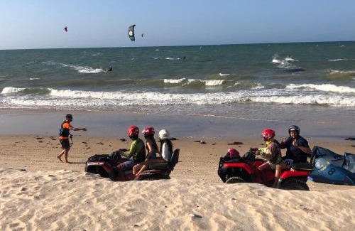 Colonia de Pescadores House | Beachfront Bliss: Fun-Filled Getaway at Cumbuco