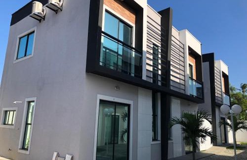 Colonia de Pescadores House | Beachfront Bliss: Fun-Filled Getaway at Cumbuco