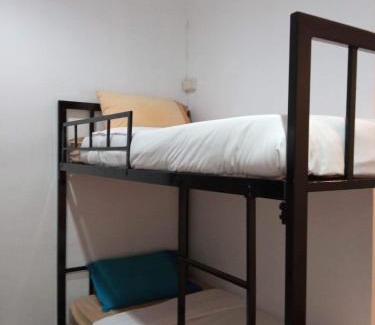 Koh Tao Hotel | Oceanfront Divers House: Family-Friendly Retreat with Views