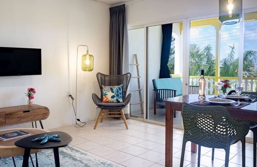Hato Apartment | Divers Paradise, pet friendly, ocean view one-bedroom apartment