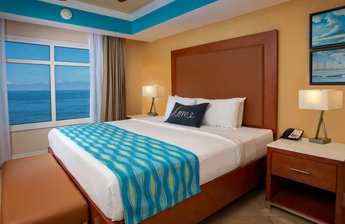 Palm Beach Hotel | Divi Phoenix: 1 BR with Hot Tub & Ocean View Retreat