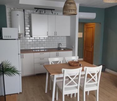 Manzanares Apartment | Family-Friendly Divina Guest House with Great Reviews