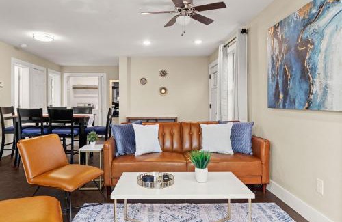 Denver Heights Apartment | Exceptional Family Retreat at Divine Cargo Hotel