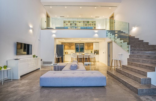 Pantokratoras Villa | Experience Divine Villa Zakynthos with Pool and Ocean Views