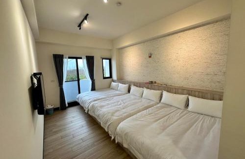 Magong House | Relax at Diving Duck B&B with Oceanfront Views & Comfort
