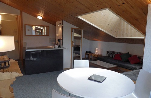 Belle Plagne Apartment | Inviting Studio Belle Plagne - Ideal for Families of Four