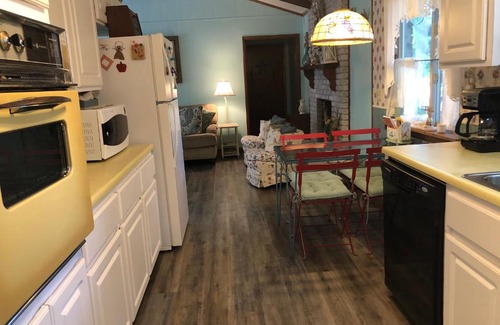 Jekyll Island House | Relax at DIXIES RETREAT with Pool Access and Comfort