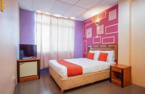 Lumut Hotel | Oceanfront DJ Hotel Lumut: Family-Friendly Getaway
