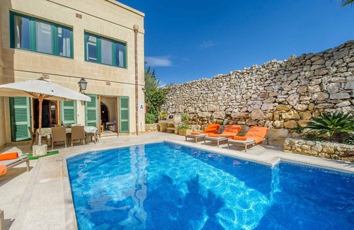 Sannat Villa | Exceptional Djar ta Menzja 1: Family-Friendly Retreat