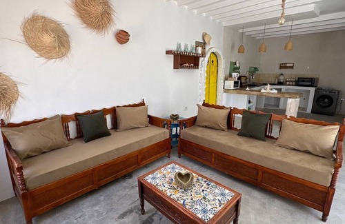 Erriadh House | Djerbian-style house for rent in Djerbahood