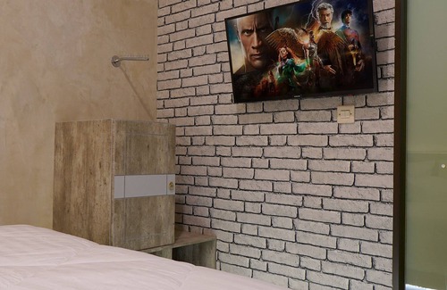 Mangga Besar House | Budget-Friendly Stay at Djuragan Kamar Mangga Besar