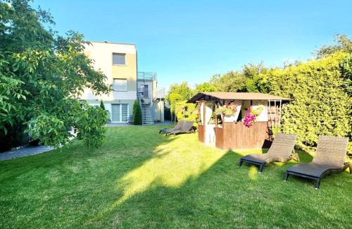 Kosakowo Apartment | Pet-Friendly Retreat: Dla Przyjaciół - Oceanfront Apartments
