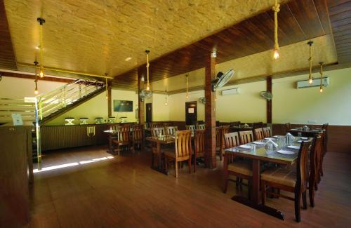 Rishikesh Resort | Relax at Mj River Resort - Family-Friendly with Pool & Dining