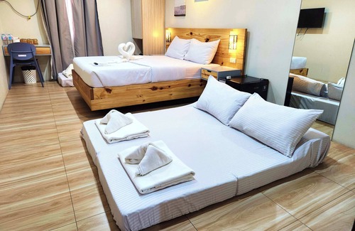 Minglanilla Resort | DLT Suites Cebu powered by Cocotel