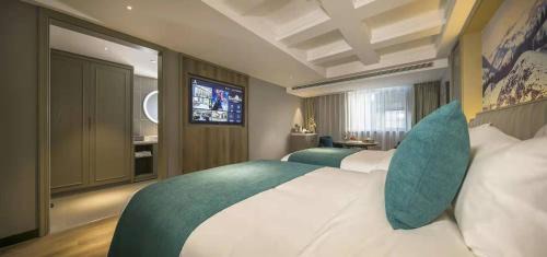 Muslim Quarter Hotel | Discover Dm kara Rus Hotel - Muslim Street Branch Stay