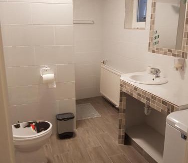Villany House | Experience DM Vendégház Villány: Hot Tub & Family Friendly