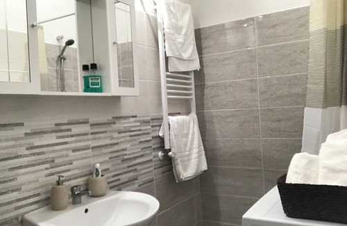 Anzio Apartment | DMC Residence - The little house