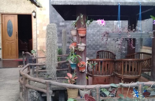 Kepanjen House | Cozy D’Mishel Homestay Syariah with Breakfast & Hot Tub
