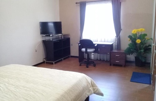 Kepanjen House | Cozy D’Mishel Homestay Syariah with Breakfast & Hot Tub