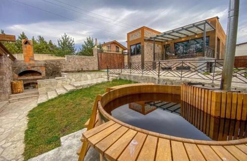 Dilijan Villa | Exceptional DN House Dilijan: 4-Star Family Retreat