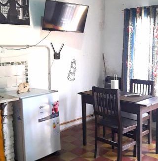 Gualeguay Apartment | Doña Isabel 1: Family-Friendly Retreat for Pet Lovers