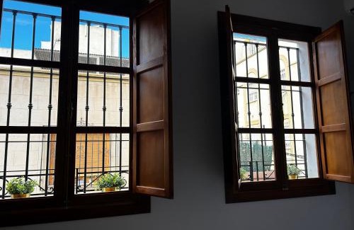Almeria Centro House | Experience Family Comfort at Doña Josefina y Don Simón