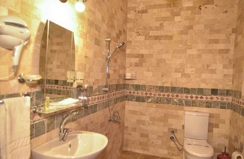 Sahinbey Hotel | Experience Comfort at Doğanbey Konağı with Breakfast & More