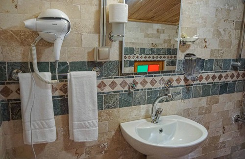 Sahinbey Hotel | Experience Comfort at Doğanbey Konağı with Breakfast & More