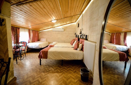 Sahinbey Hotel | Experience Comfort at Doğanbey Konağı with Breakfast & More