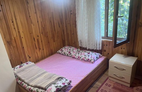 Trabzon Ski Chalet | Nature Retreat: Relax in a Private Home with Family