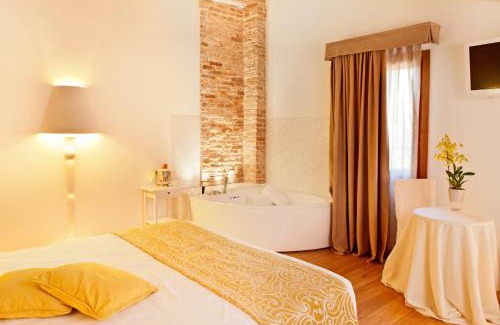 Olmo di Mira Hotel | Cozy Retreat at Do Ciacole In Relais with Ocean Views