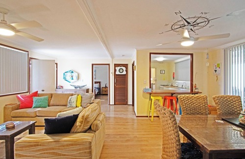 Jurien Bay House | Pet-Friendly "Do-Fish" 4x2 with Ocean View in Jurien Bay