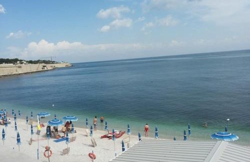 Bisceglie Apartment | Pet-Friendly Do Mar: 10/10 Rated with Breakfast Included