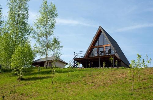 Serednye House | Enchanting Dobrede: Cozy Cabins Nestled in Nature