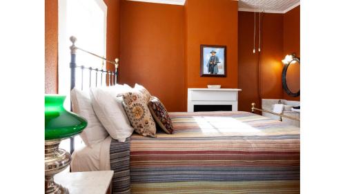 Cimarron Hotel | Doc Holiday - Historic Hotel