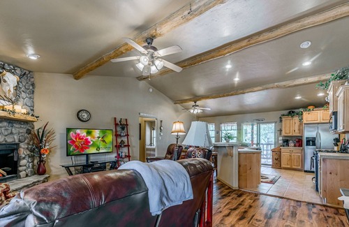 Ruidoso Cabin | Doc's Place: Cozy Pet Friendly Cabin!