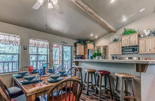 Ruidoso Cabin | Doc's Place: Cozy Pet Friendly Cabin!