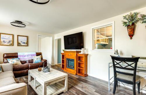 Elberta House | Dock and Boat Ramp Access Home Near Wolf Bay!