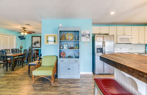 Palm Harbor House | Canal-Front Retreat: Pet Friendly with Ocean Access