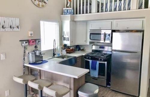 Parker Dam House | Waterfront Cottage Retreat with Boat Ramp & Ocean Views