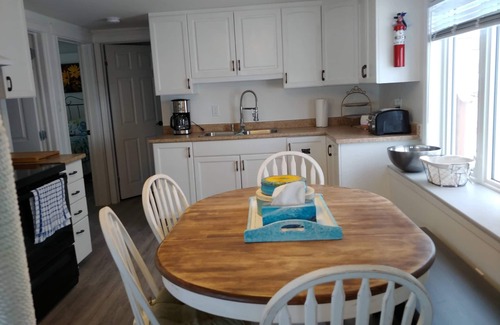 Cormierville Cottage | Oceanfront Bliss at Dock Level - By the Sea Cottage Rentals