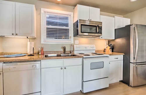 Linn Creek Cottage | Scenic Lakefront Linn Creek Home with Dock & Family Amenities