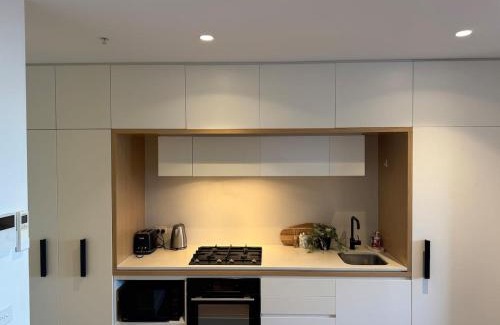 Docklands Apartment | Docklands Waterfront Apartment with Views