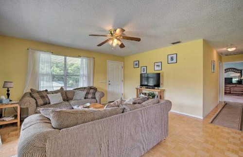 Dunnellon Apartment | Tranquil Dunnellon River Retreat with Balcony and Docks